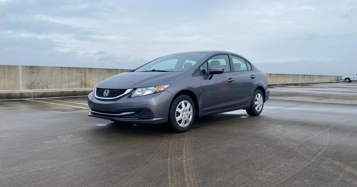 Honda Civic 2015 rental in Lutz, FL by Mike L. Turo