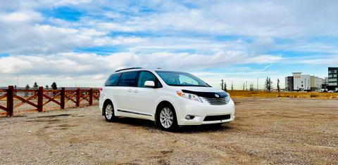 Toyota Sienna 2014