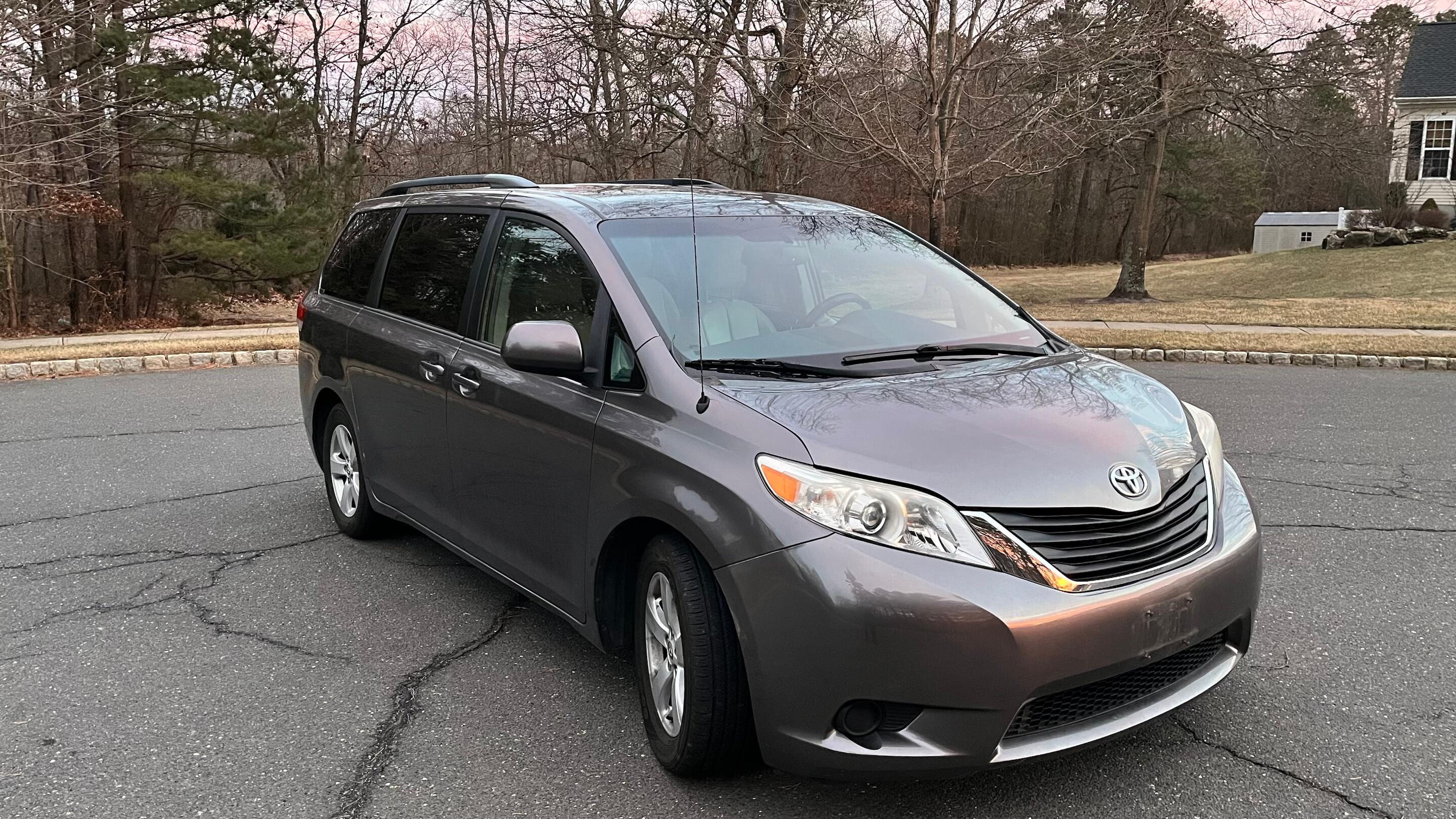 Toyota Sienna 2014 in Englishtown, NJ