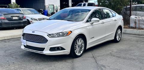 Ford Fusion Hybrid 2014