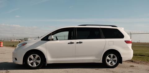 Toyota Sienna 2016