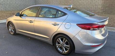 Hyundai Elantra 2017