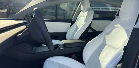 Tesla Model 3 2025