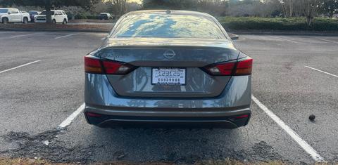 Nissan Altima 2025