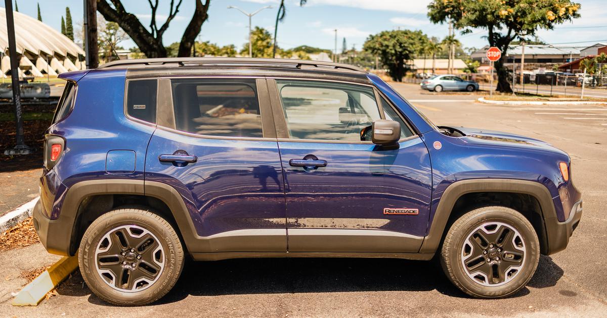 Jeep Renegade 2016 rental in Hilo, HI by Jade L. Turo