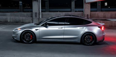 Tesla Model 3 2024