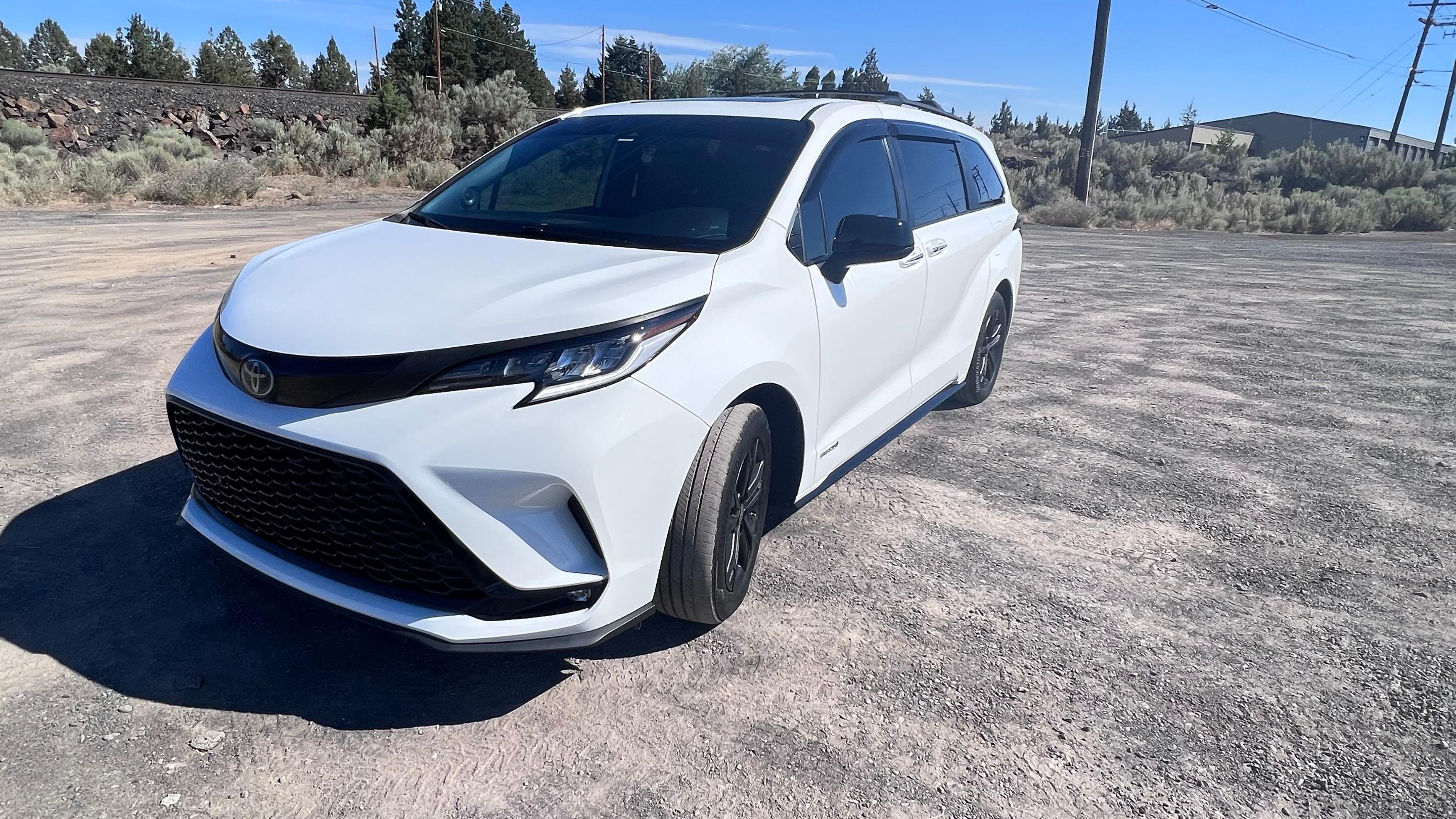 Toyota Sienna 2021 in Bend, OR