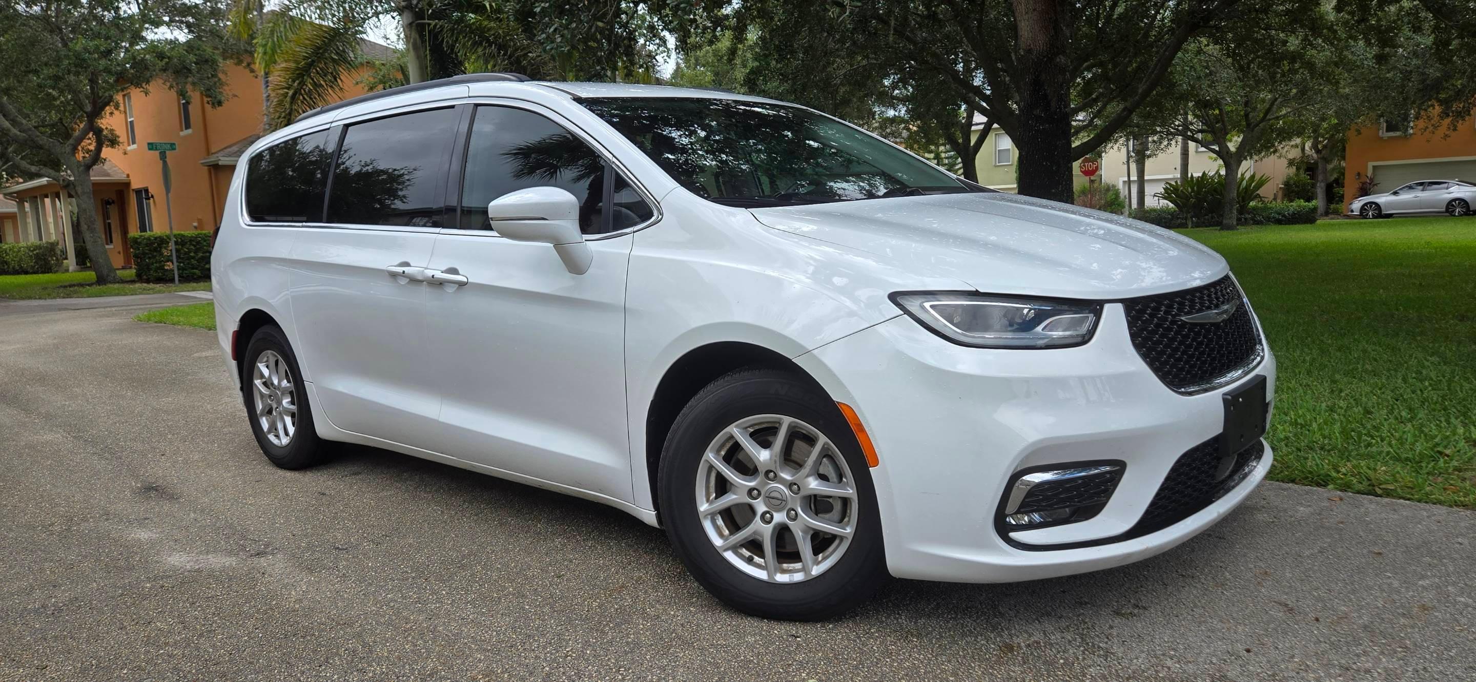 Chrysler Pacifica 2022 in Port St. Lucie, FL