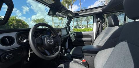Jeep Wrangler 2024