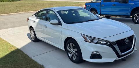 Nissan Altima 2020