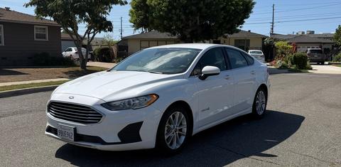 Ford Fusion Hybrid 2019