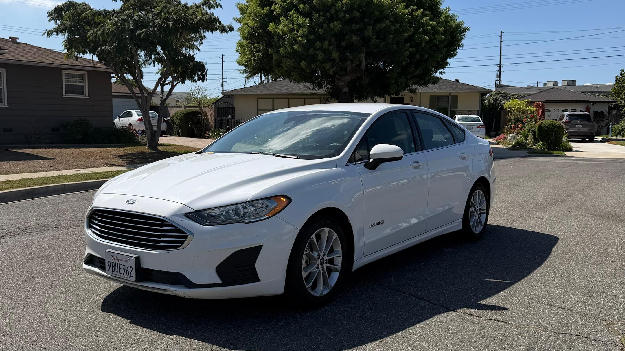 Ford Fusion Hybrid 2019 in 