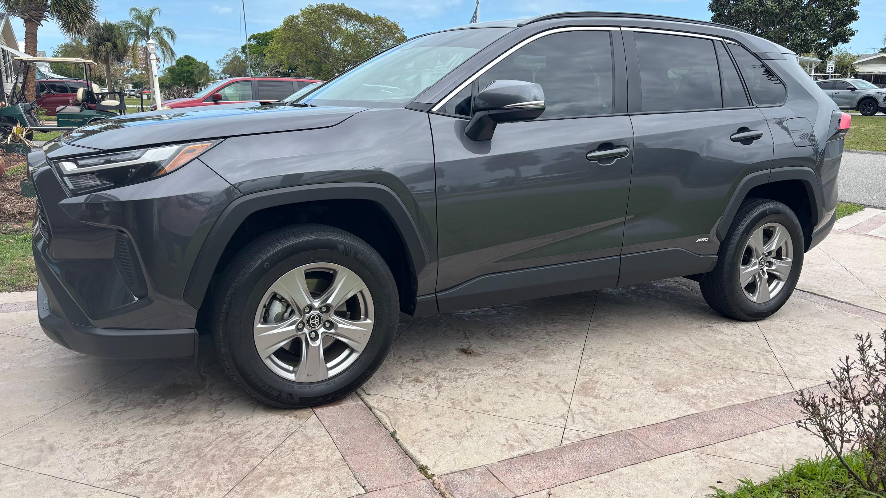 Toyota RAV4 Hybrid 2022 in 
