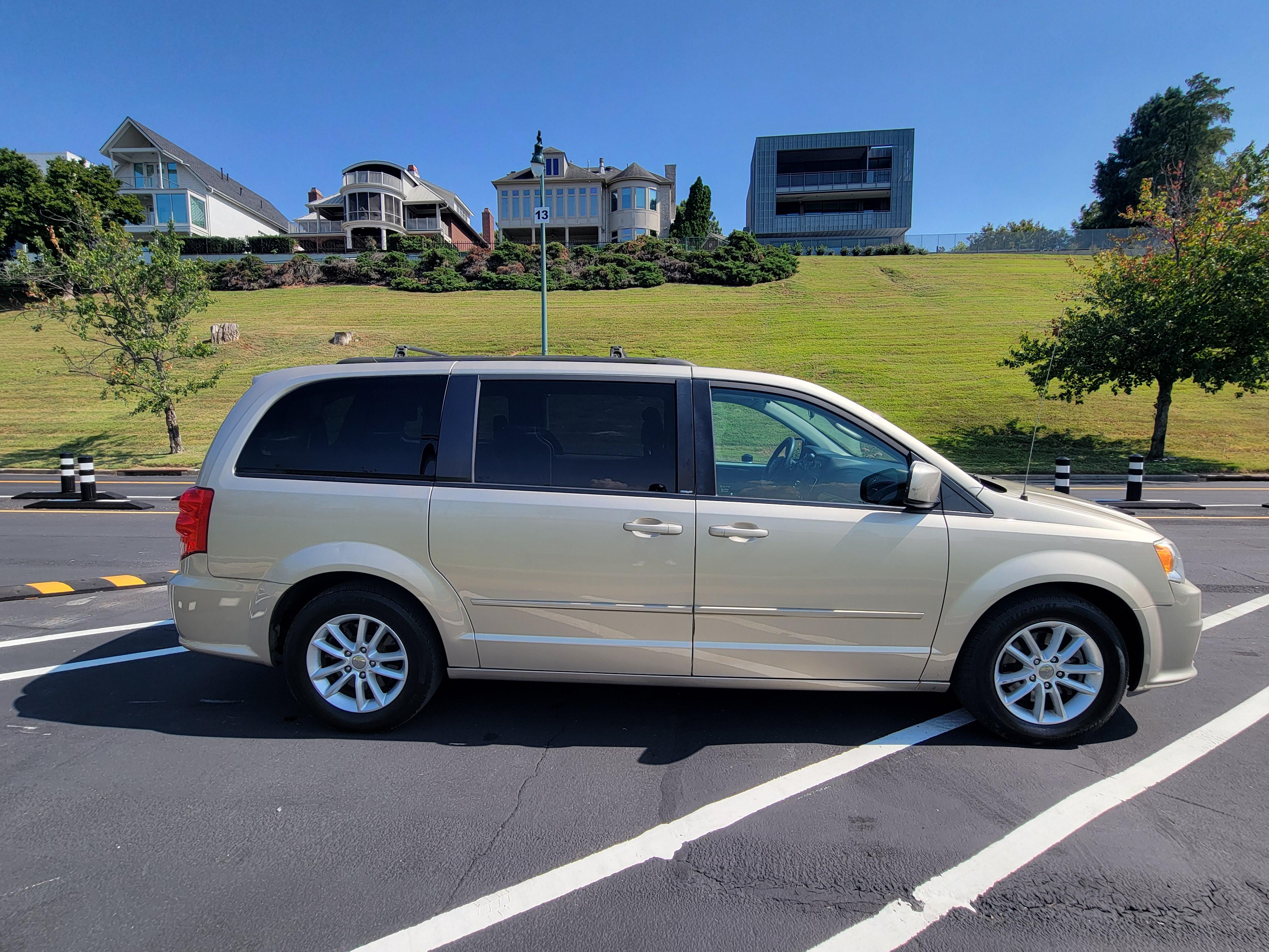 Dodge Grand Caravan 2014 in Memphis, TN