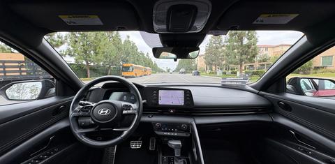 Hyundai Elantra 2025