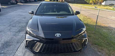 Toyota Camry Hybrid 2026
